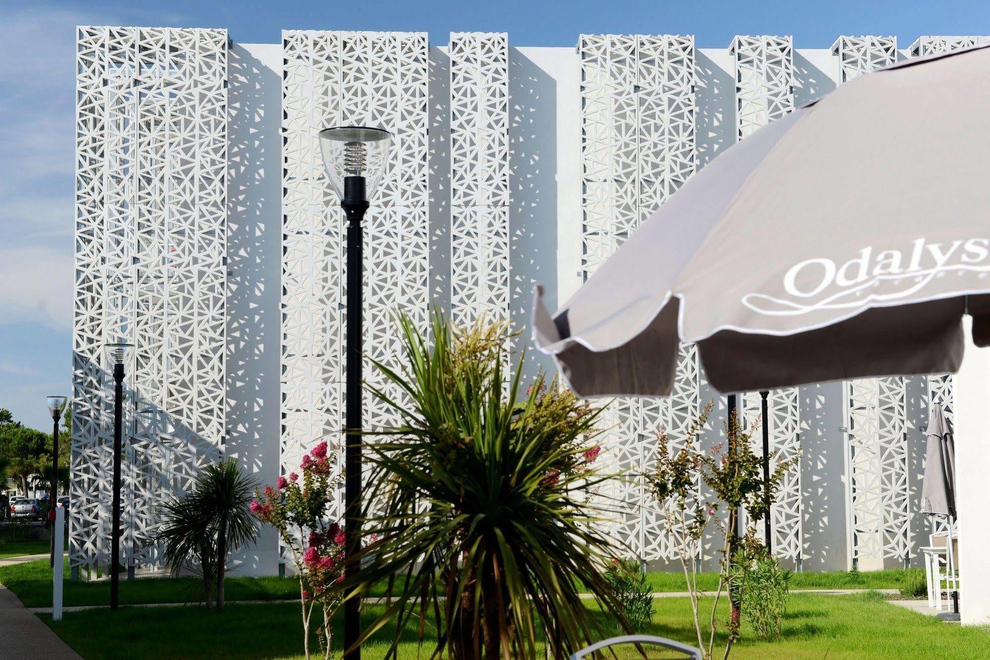 Appart'Hotel Prestige Odalys Nakara Agde Exteriér fotografie